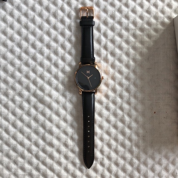 MVMT rose gold and black watch - Picture 2 of 3